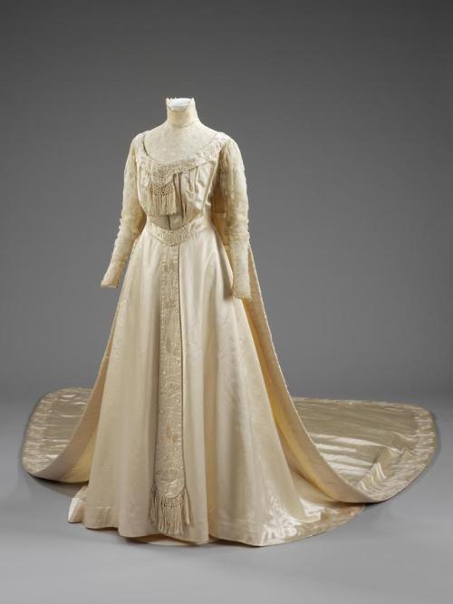 history-of-fashion: ab. 1905 Wedding dress by Liberty &amp; Co. Ltd.silk satin embroid