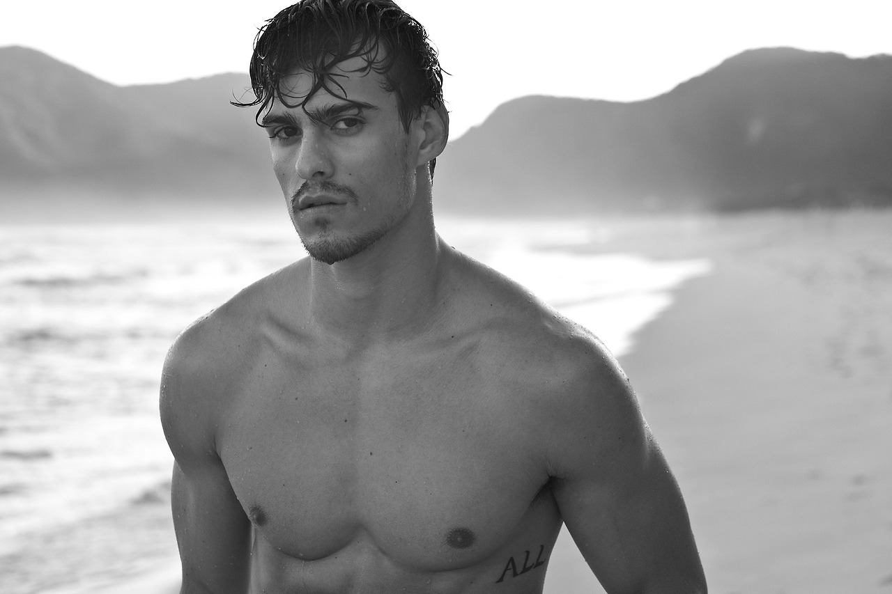 revorish: MADE IN BRAZIL  Leonardo Dinali  by Cristiano Madureira x Made In Brazil