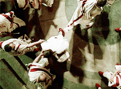 Caesar’s death vs Brutus’ death, requested by anon.