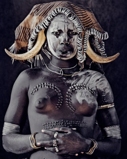 house-of-gnar:  Mursi tribe|Great Rift Valley