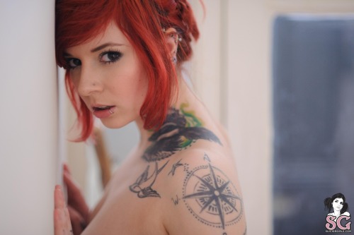 beautifulgirlsmakemesuicidal:  Katherine Suicide  