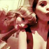 selenagomezgifs:  Favorite Relationships: Selena Gomez & Taylor Swift 