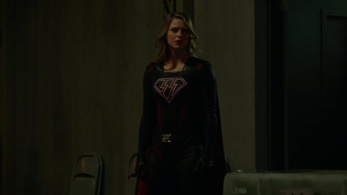 supergirlfansworld:Update GalleryScreen CapturesCrisis on Earth-X - Arrow 6.08 - Part 2More Screen C