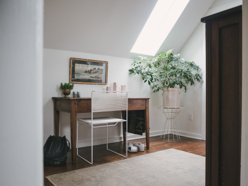 homesteadseattle:  from desk till dawn 