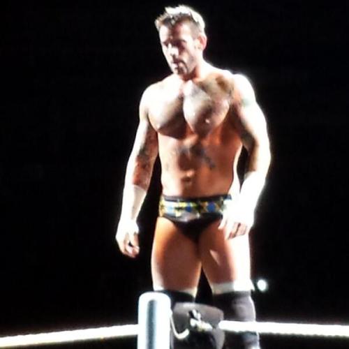 punkslikedagger:  Credit to @jennandwillie #WWEBoston unf  Hot damn!!!