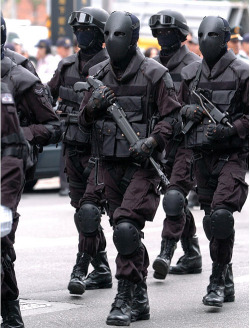 saladtime:  criminalwisdom:  Taiwan’s new Special Forces uniforms (via)  woah  