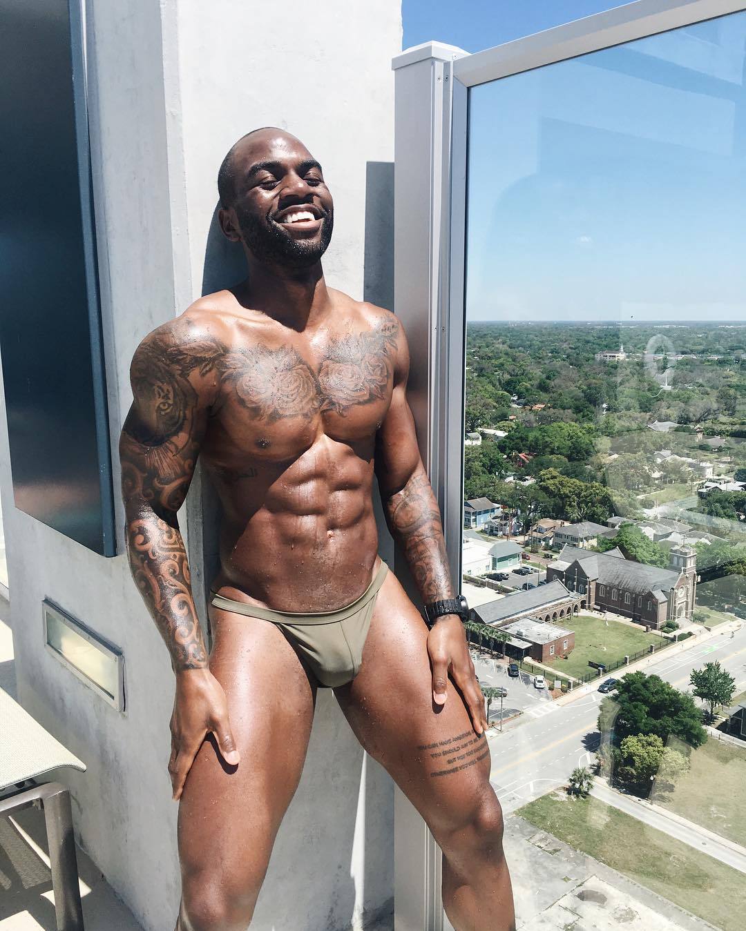 ohthentic:  dominicanblackboy:  Sexy gorgeous fat muscle ass beach body Kevin Carnell!😍😍😍😍😍