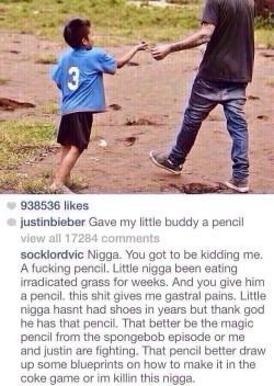 tales-of-a-clutsy-ninja:  Realize, he just gave him his trash. It’s a pencil.  What’s he gonna do with it?  Write songs? hahahaha cute. So, basically, he just used that little kid as a trash can.  