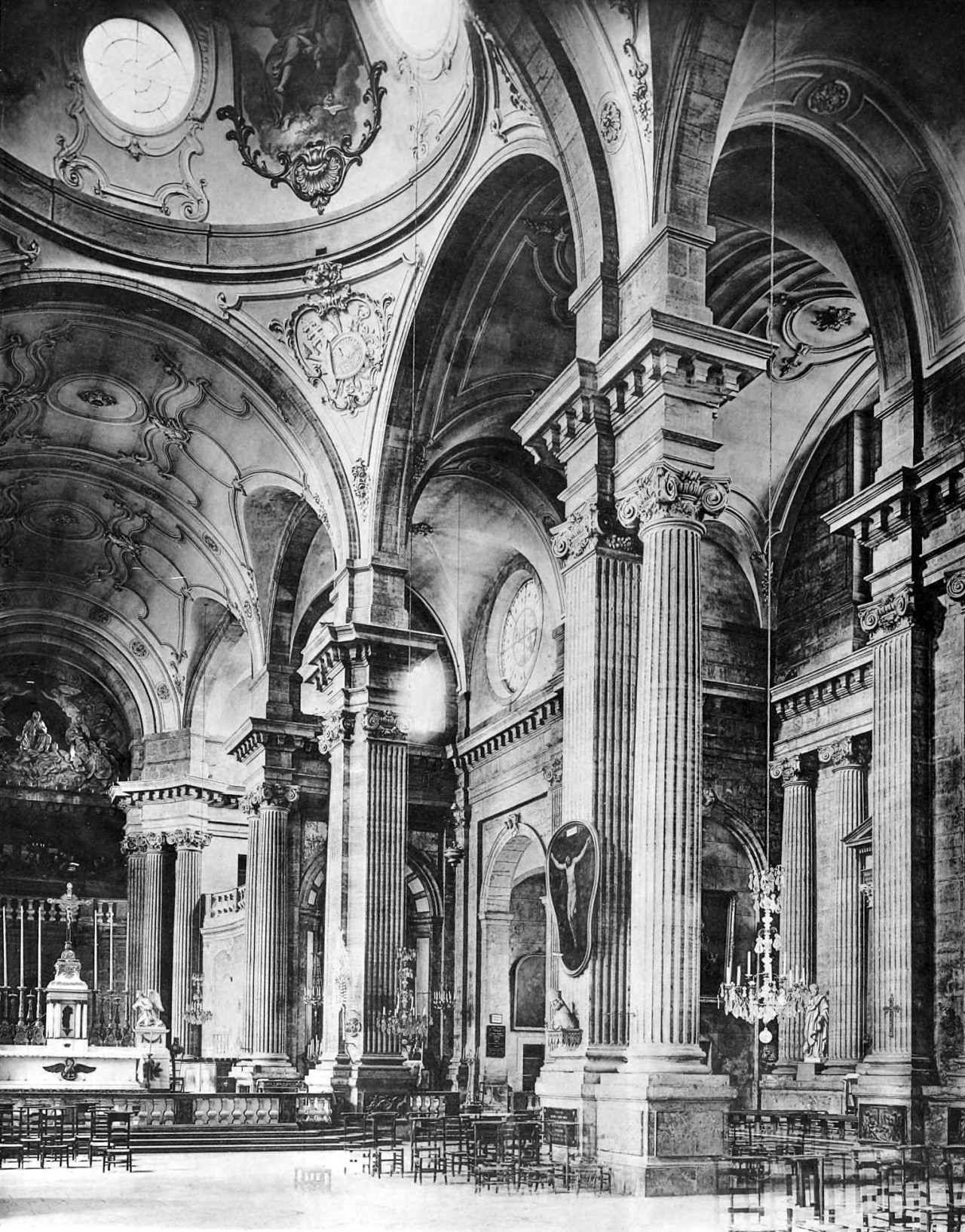 Inside Sainte Madelaine, Besançon