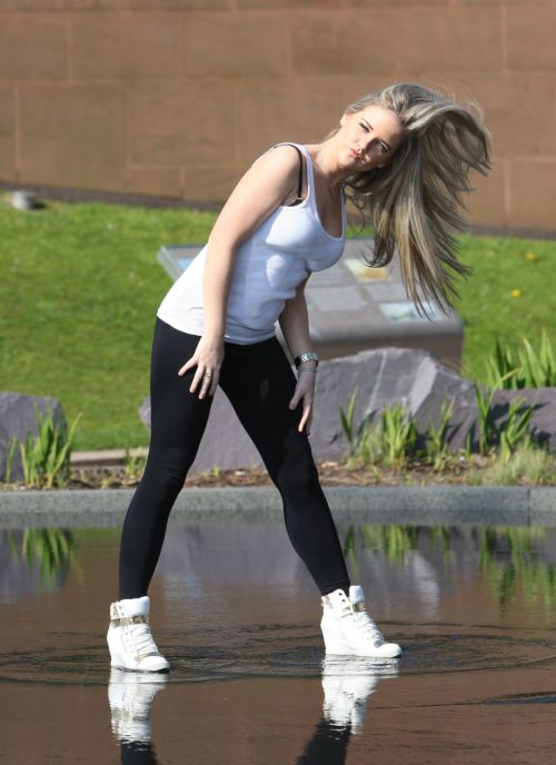 Rachael Rhodes - Liverpool. ♥  Work it missy. Wet style. ♥