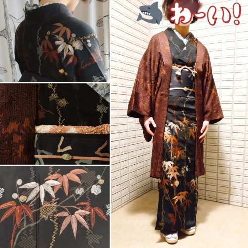 Muted earth tones kimono outfit, with a refined sasa (bamboo leaves) and ume (plum blossoms) kimono,