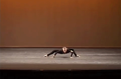 welele:  onlylolgifs:  The spider - Milena Sidorova  Tengo sentimientos encontrados, ¿Es un mátalo antes de que ponga huevos o un imagina las posibilidades?