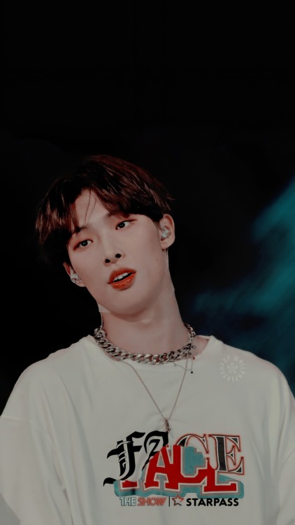 ATEEZ - Mingi (Simple)Reblog if you save/use please!!Open them to get a full hd lockscreendo NOT rep