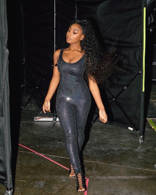 dayaxmani:  Normani performing at the Sweetener porn pictures