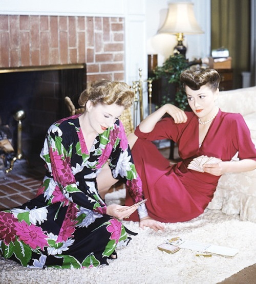 zestyblog:Joan Fontaine, Olivia de Havilland.