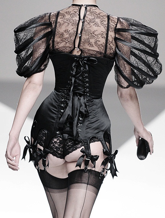 130186: Maya Hansen S/S 2011 
