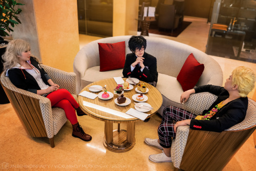 Accessway Hideout → Wilton Buffet → Meeting AkechiMy friends and I had a P5 shoot while overseas! Lo