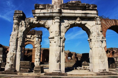 last-of-the-romans: The Amphitheater of Capua