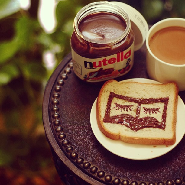 messymsy:  with nutella. by @_maha_h on instagram. 