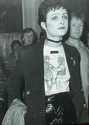 Sex raphanidoo:Siouxsie Sioux with a Tom of Finland’s pictures