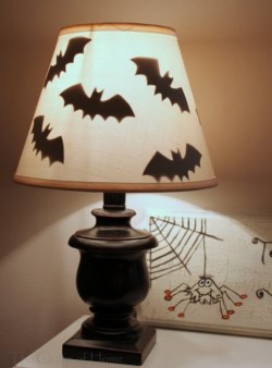 diyhoard:  Spooky LampCut out bat shapes