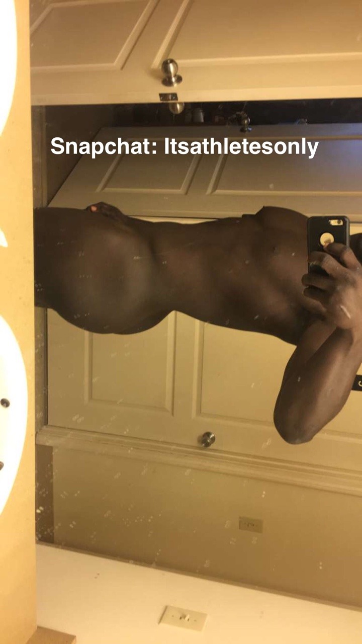 itsathletesonly:  African Football Player vids currently playing on my snap Snapchat: