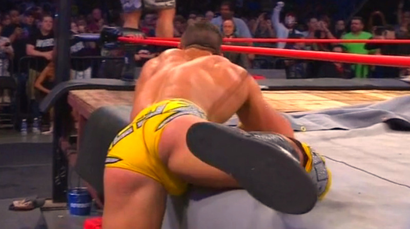 EC3’s ass swallowing up his trunks