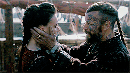 imdancingintherain07:Vikings S5 meme:favorite relationship/dynamic [1/??] ➙ Harald & Astrid ↳ My