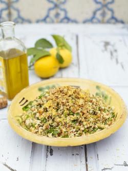 munchcess:Summer salad with garlic, lemon