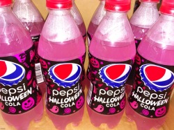 honeybruh:  matryokeshi: Pepsi Halloween cola in Tokyo store, Japan  that’s pussy, babe! 