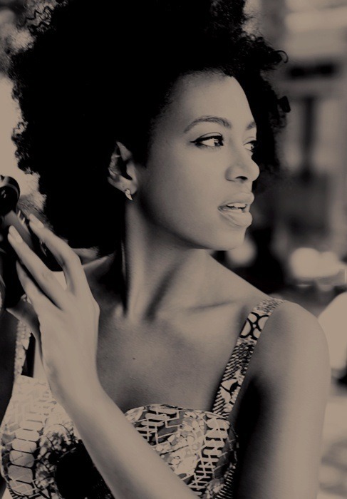 fromaplaceinside:She’s just all kinds of FIRE! ❤Solange