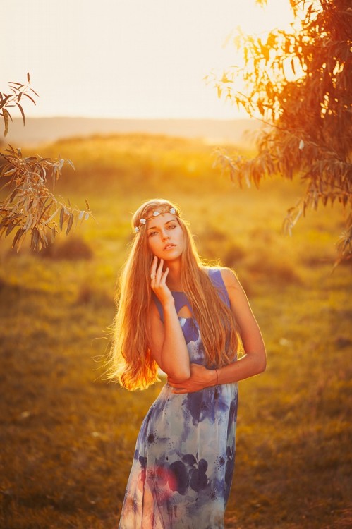 imickeyd:  Victoria by Ann Nevreva 