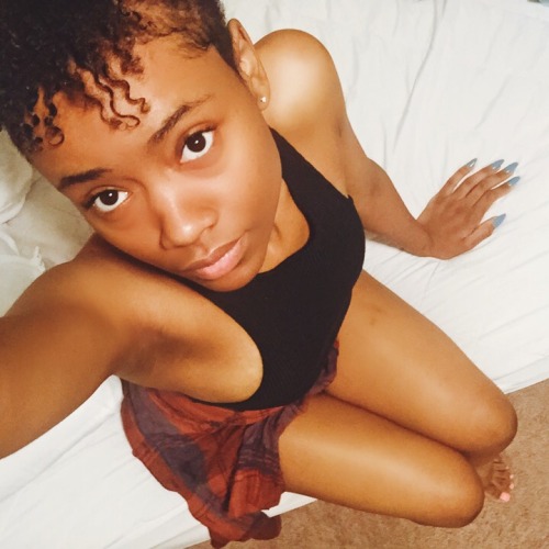 elodiearoura:  Let’s be friends?