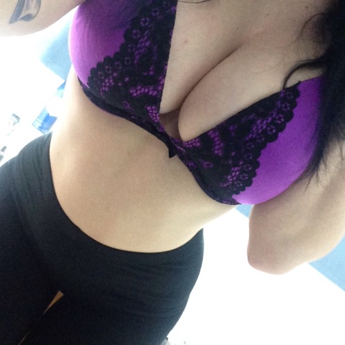 myforwardfuture: Purple nurple.