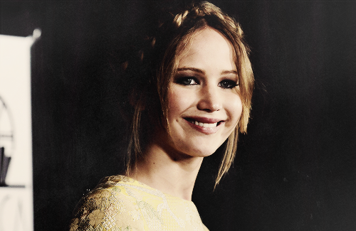 jenniferlawrencedaily:  It’s moments like this that I realize that I am the happiest