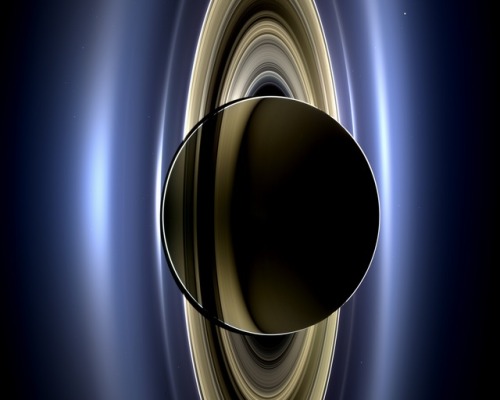 The outermost ring shown here is Saturn’s E ring, the core of which is situated about 149,000 