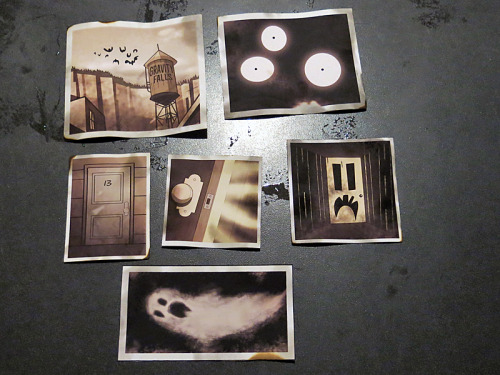 kaokoneko: Evidence photos for Journal #3 - which is now complete! The ghost and floating eyeballs a