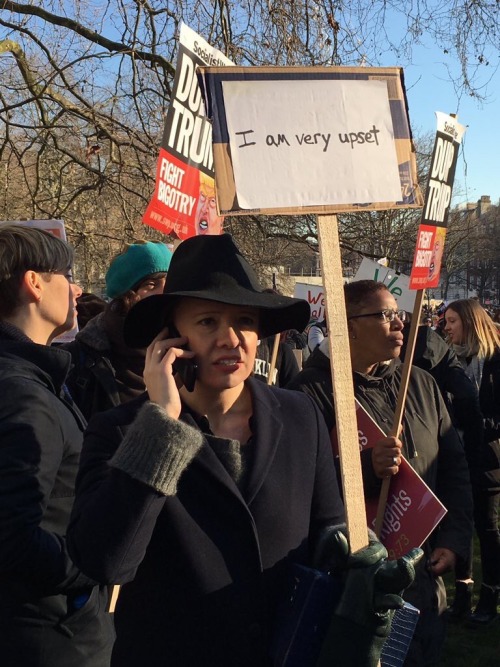 6go: women’s march signs in britain