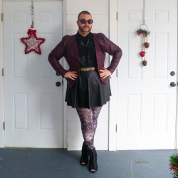 hisblackdress:  Click here to find out where I got everything in this ootd! These tights, guys. These. Tights. Thanks so much to Donatellas.com for providing these tights for review. They are so fantastic, as is the shop. It’s so great to find such