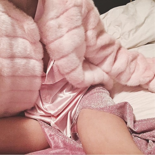 blush–princess:from @dyspnea_ on instagram porn pictures