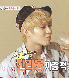 jonghyunar:  taemin pls don’t choke 