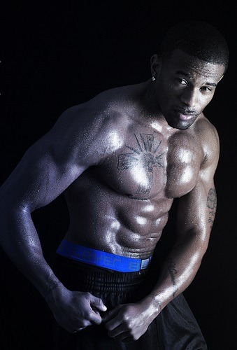 nubiannudaveritas:  Say hello to 26 year old, 5’7” 169-lb., Maurice Wolfe. 