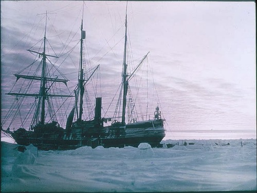 humanoidhistory:Early color photographs of Antarctica, circa 1915, by Australian adventurer Frank Hu