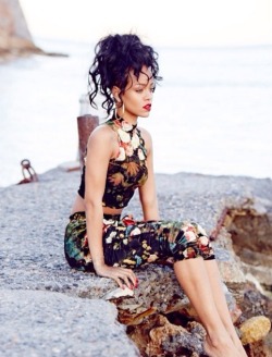 kaliforniarepublik:  Robyn Fenty