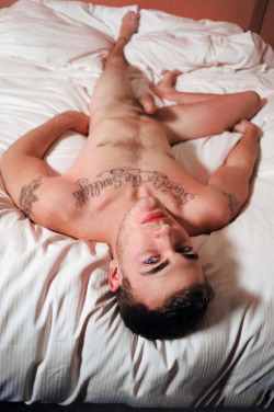 erotic-co:  Breakfast in bed!  Like Erotic-co