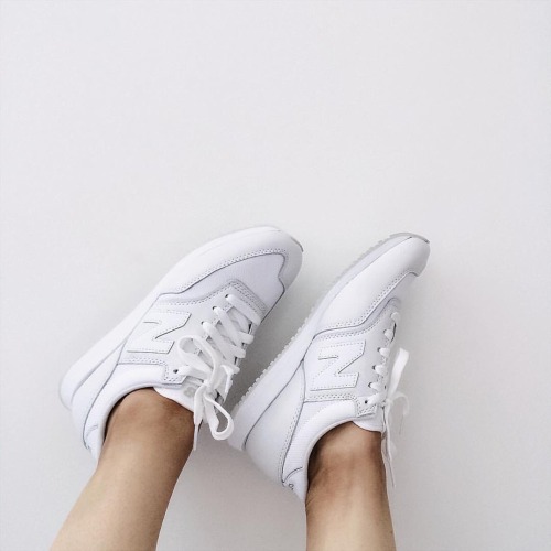 euoiah:There is beauty in simplicity. -euoiah / Following similar blogs! xx
