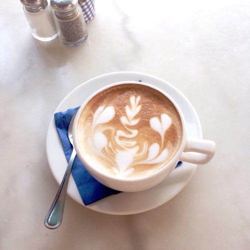 artkid: I drove super fast and it was rush + I accidentally took someone else’s latte what a day❕ ig