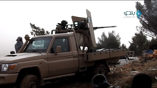 Turkish SF using a technical in Syria.Türk Özel Kuvvet askeri, Suriye’de technical(ağır makinalı mon