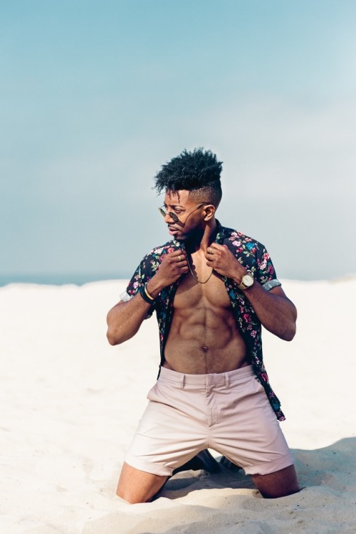 Letrey Taylor // 24 // Venice BeachModel: @thetreytaylor​ (IG)Photographer: @esjmanuel (IG)Location: