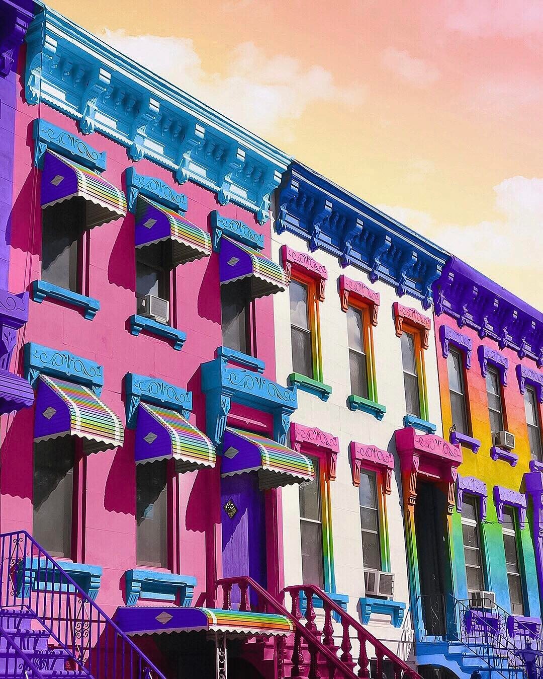 culturenlifestyle:  Designer Turns Ordinary Buildings into Flamboyant Piece of Art